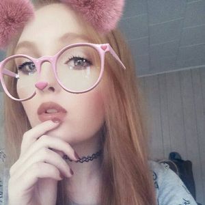 Meet your Posher, Macey